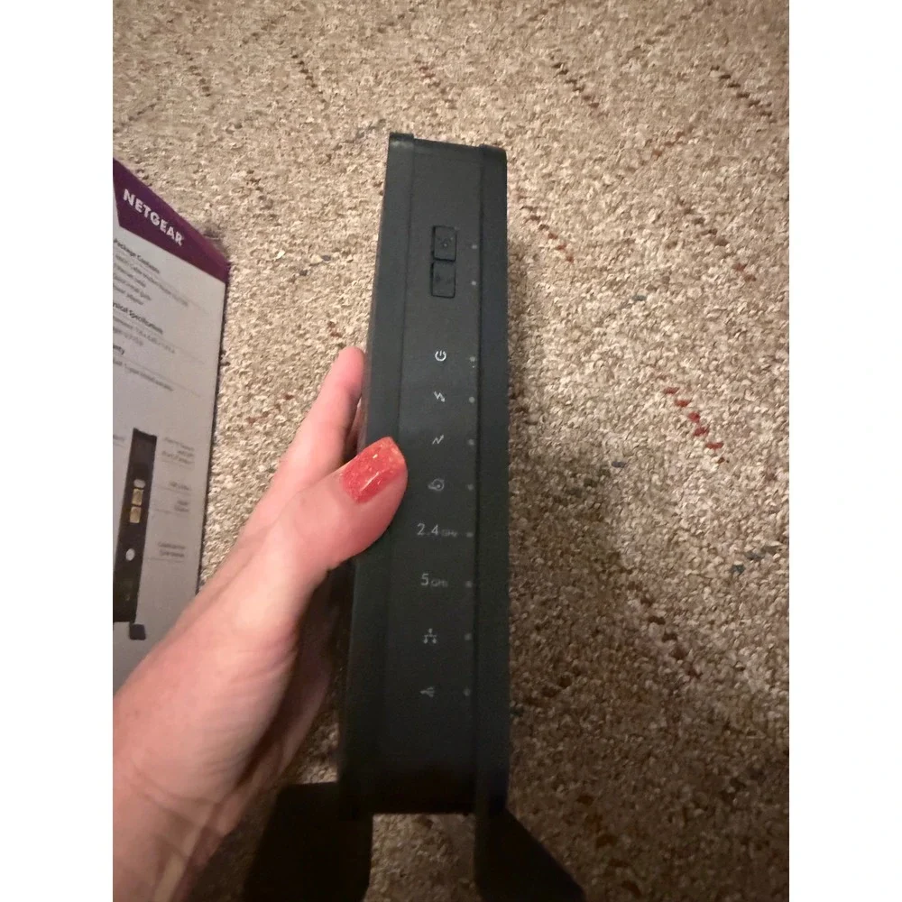NETGEAR N600 C3700 WiFi Cable Modem Router DOCSIS 3.0 Dual Band 8x4 w/ Box